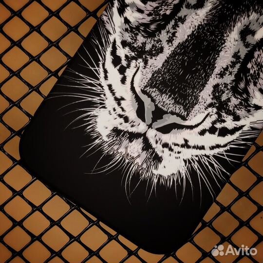 Чехлы на iPhone 12 (Магазин)