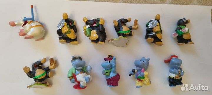 Киндер 90х львы, бегемоты, крокодилы, кроты