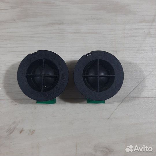 Динамик Opel Astra H хэтчбек 2005