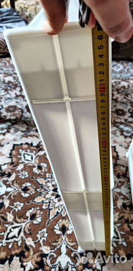 Этажерка на колесиках узкая