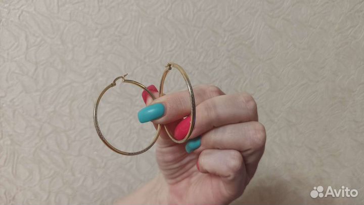 Золотые серьги