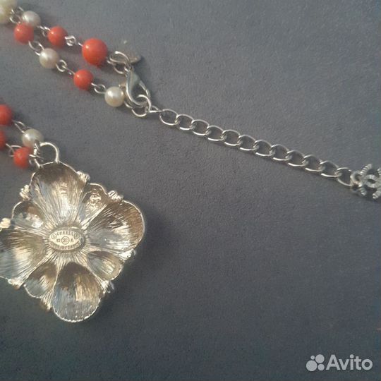 Ожерелье,бусы, цепь с кулоном Шанель, бижутерия