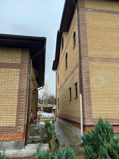 Дом 250 м² на участке 15 сот.