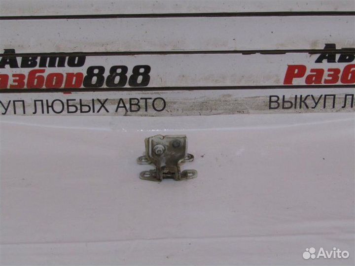 Петля двери задней левой Renault Logan 1 2011