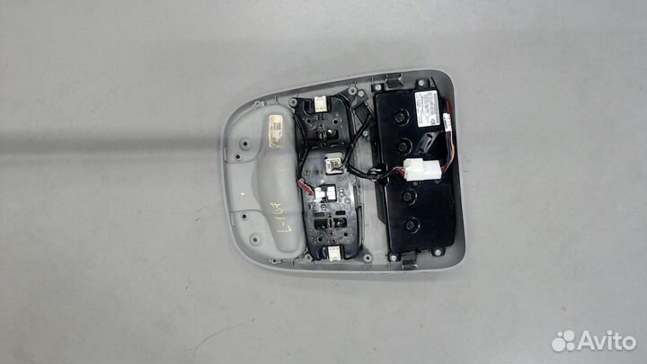 Фонарь салона Toyota Sienna 2, 2006