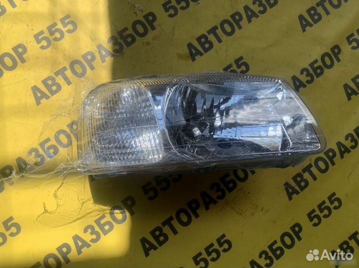 Фара передняя правая Hyundai Accent 2001-2011