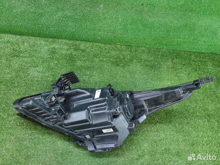 Фара правая Kia Rio