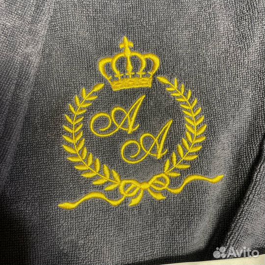 Халат с вышивкой