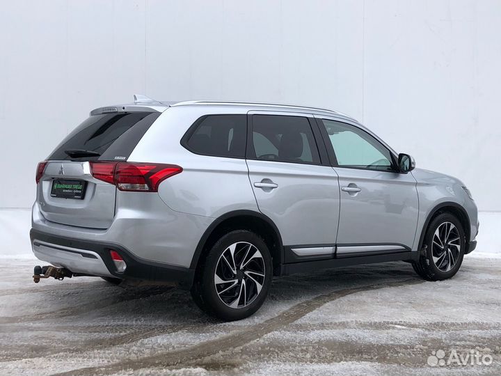 Mitsubishi Outlander 2.0 CVT, 2020, 65 783 км