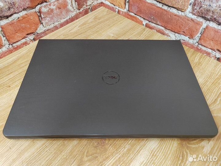 Игровой ноутбук Dell Inspiron с процессором i5