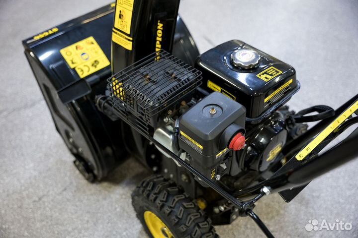 Снегоуборщик Champion 656 ST