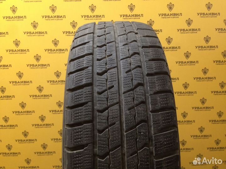 Goodyear Ice Navi Zea 215/65 R16