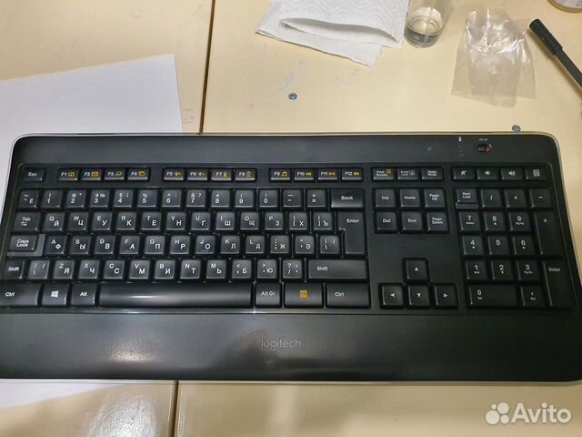 Беспроводная клавиатура Logitech K800 Illuminated купить в Москве ...