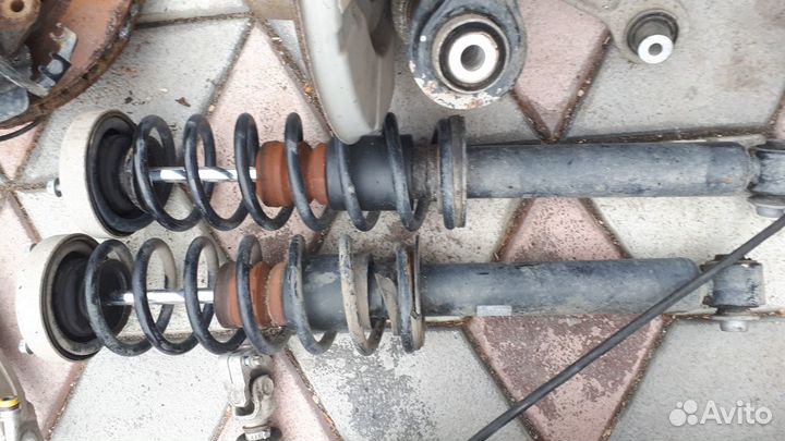 Стойки задние