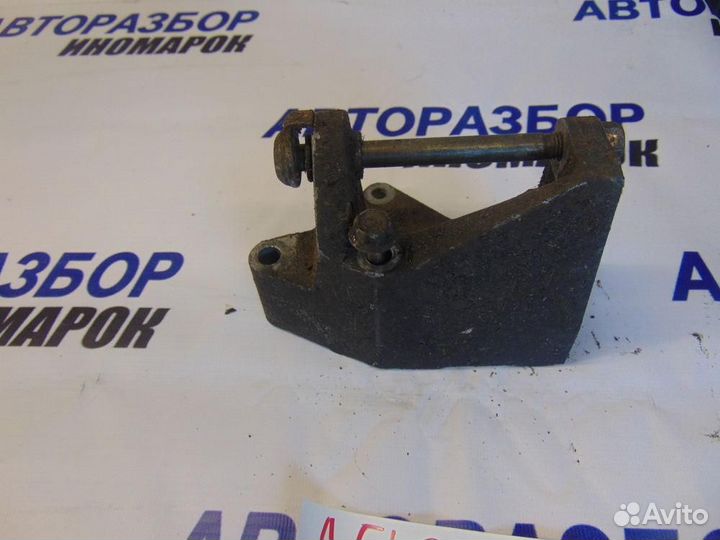 Кронштейн гидроусилителя для Nissan AD 2 1999-200