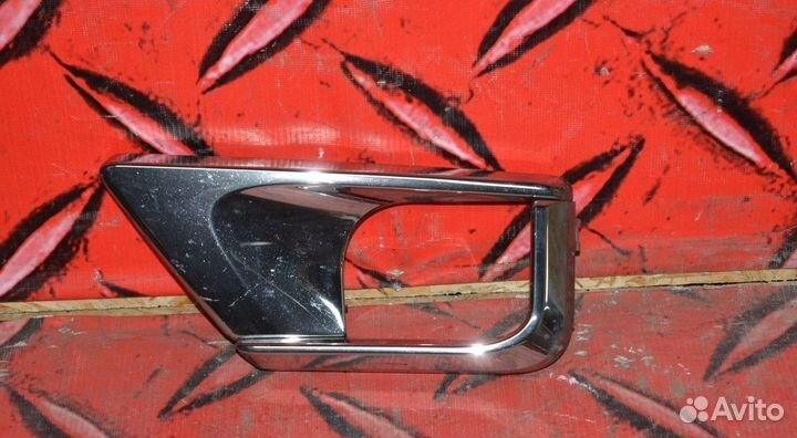 Облицовка птф правая Toyota Land Cruiser 200 2016