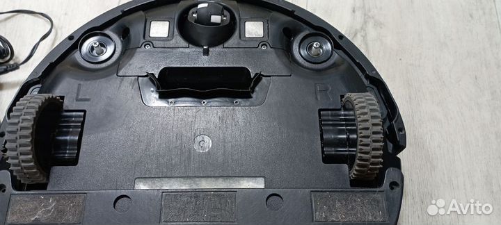 Робот пылесос Gutrend 120