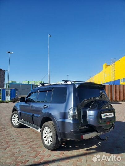 Mitsubishi Pajero 3.2 AT, 2008, 380 000 км