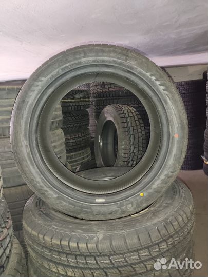 Habilead HF330 235/45 R18 98W