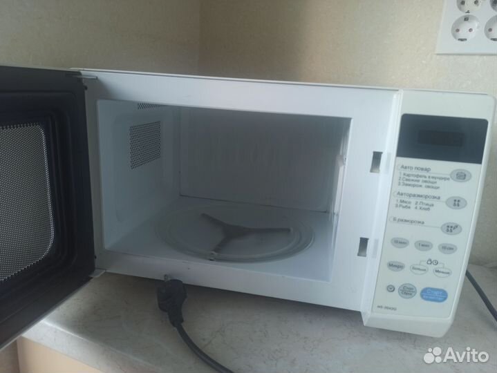 Микроволновка бу рабочая