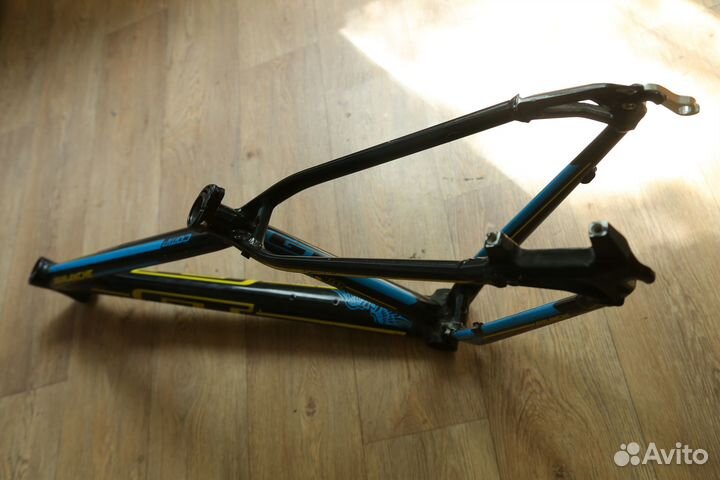 Рама GT avalanche comp 27.5 (S)