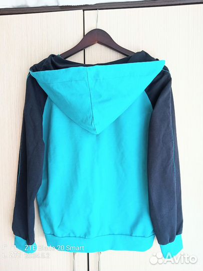 Спортивная одежда женская 48р