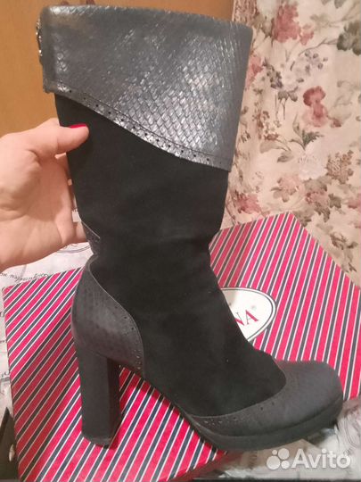 Сапоги женские