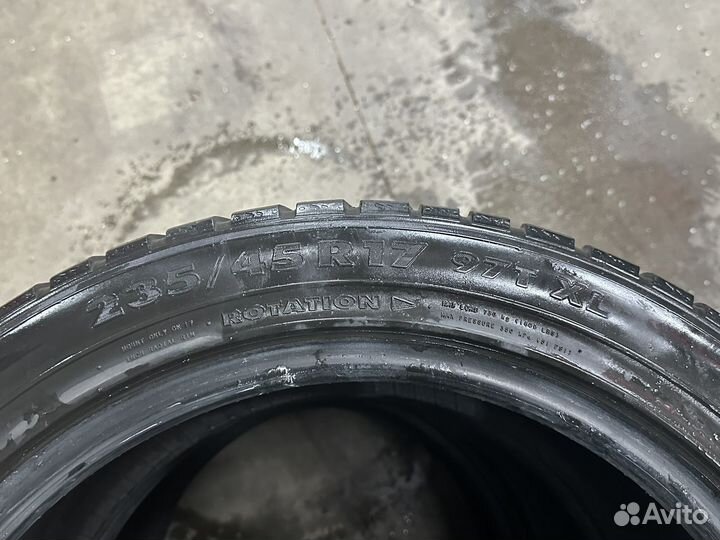 Nokian Tyres Hakkapeliitta 7 235/45 R17 97T