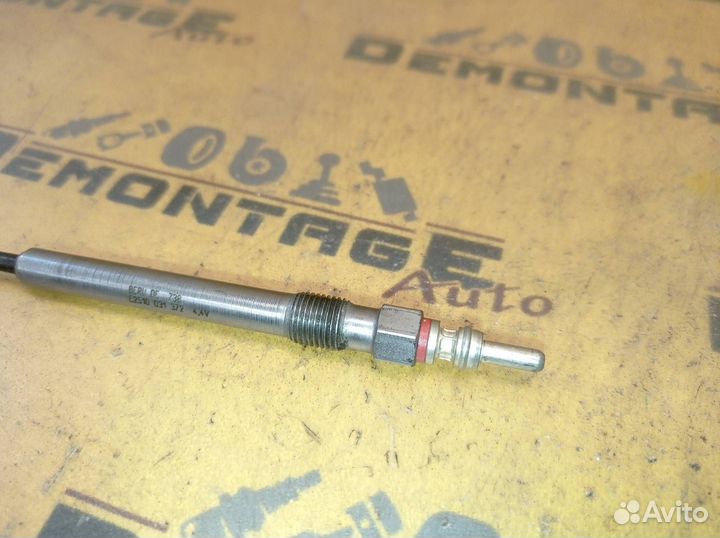 Свеча накаливания 2.0 TDI Volkswagen Passat B7 365