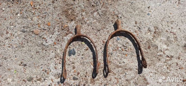 Подковы и шпоры