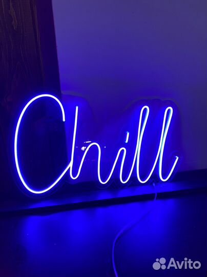 Неоновые вывески и надписи