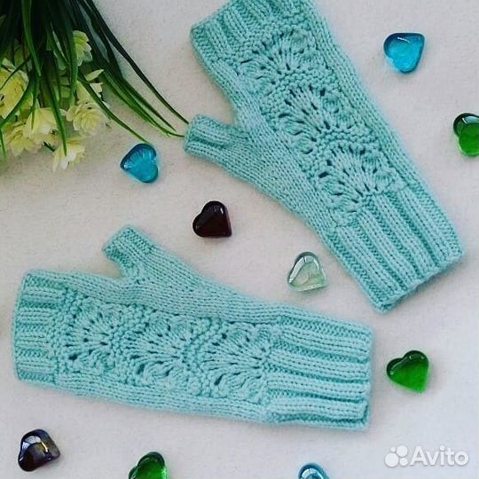 Комплект вязаный, демисезон(берет,митенки,бактус)