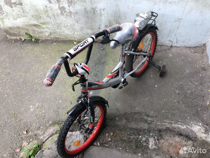 Детский велосипед четырехколесный