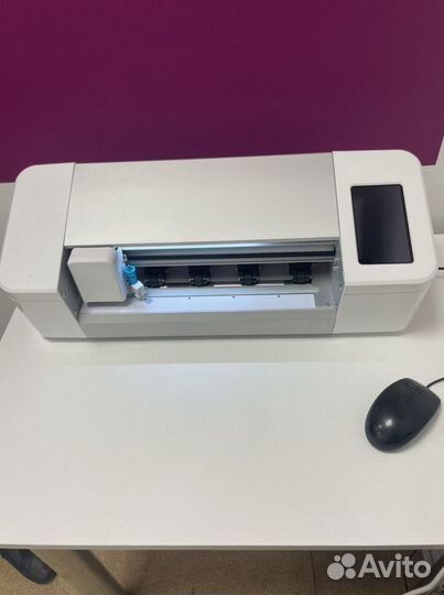 Режущий плоттер для гидрогелевой пленки