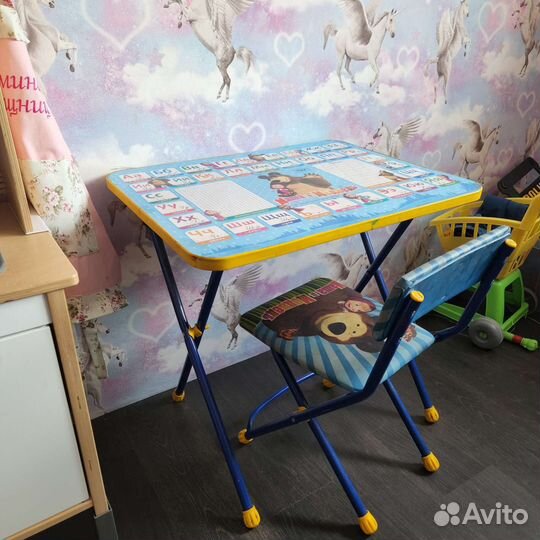 Столик и стульчик для детей