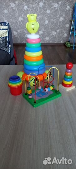 Развивающие игрушки для малышей