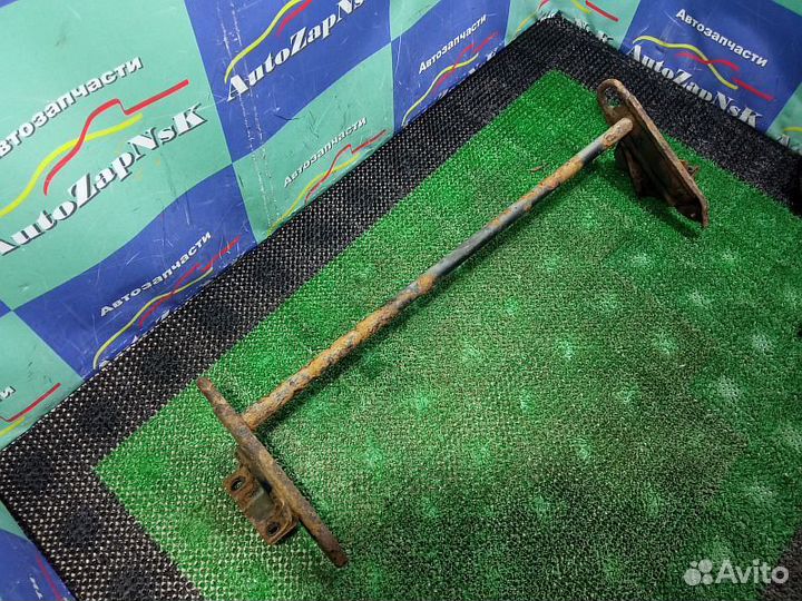 Кнопка аварийной сигнализации Toyota Hilux