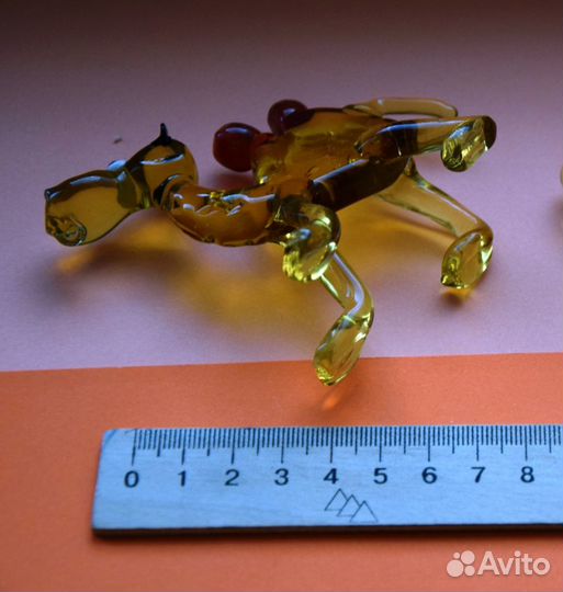 Фигурки из цветного стекла. Редкость