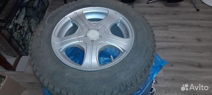 Диски с шинами в сборе R14