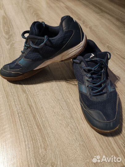 Кроссовки для волейбола Demix D-court 2 муж 39р