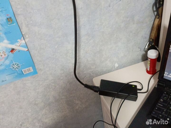 Продаю свой старый ноутбук из 2006-го года