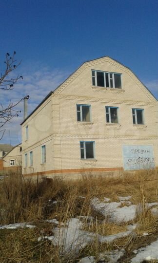 Дом 300 м² на участке 6 сот.