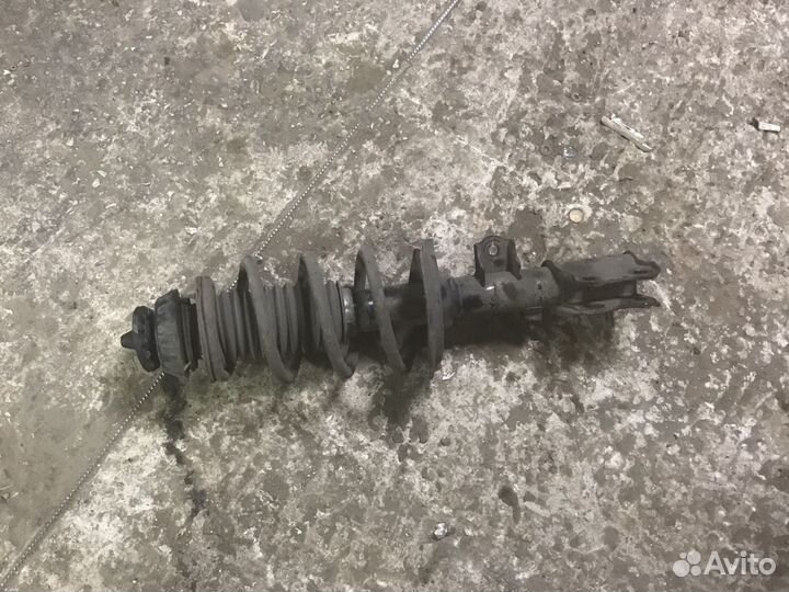 Стойки передние хендай солярис