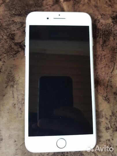 Телефон iPhone 8 plus