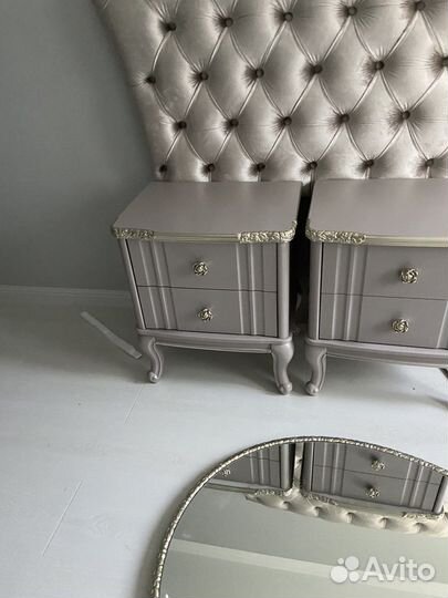 Тумбочки прикроватные новые