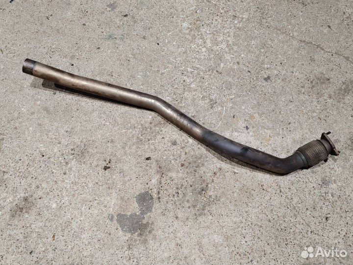 Труба приемная глушителя Audi A4 B8/8K 2008