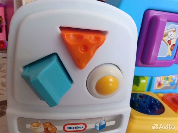 Игрушка кухня