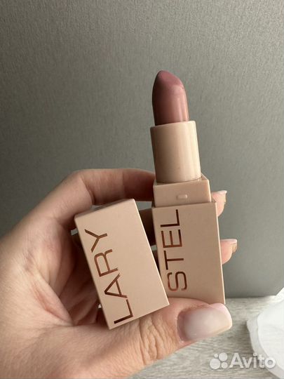 Помада stellary 04 vivienne sabo 01