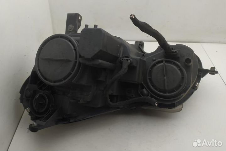 Фара правая Mercedes-Benz E-Class