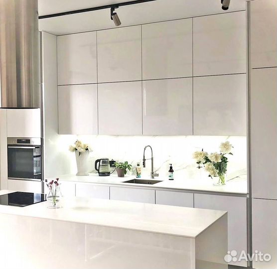 Кухонный гарнитур угловой